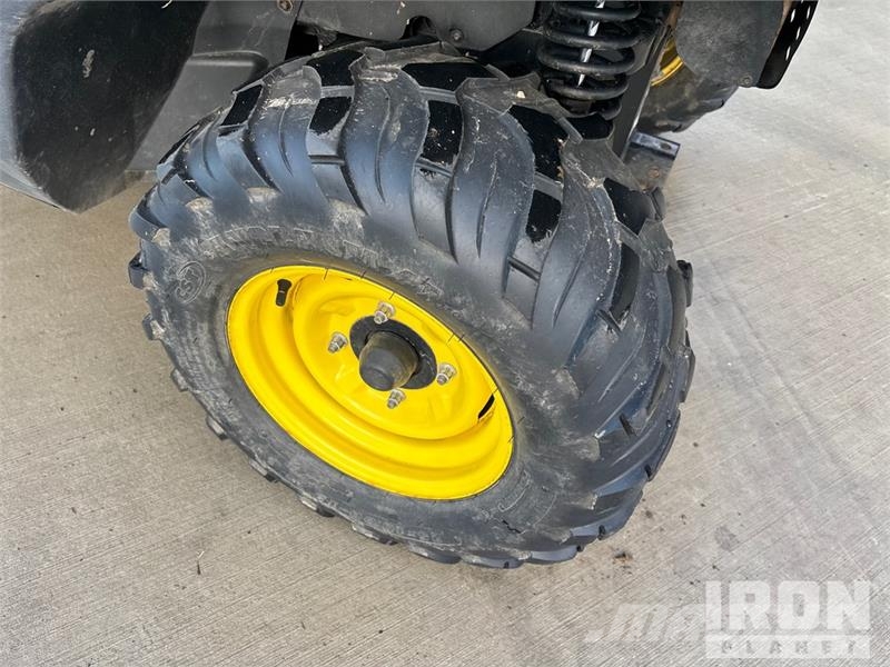 John Deere Gator XUV 550 4x4 Utility Vehicle Підсобні машини
