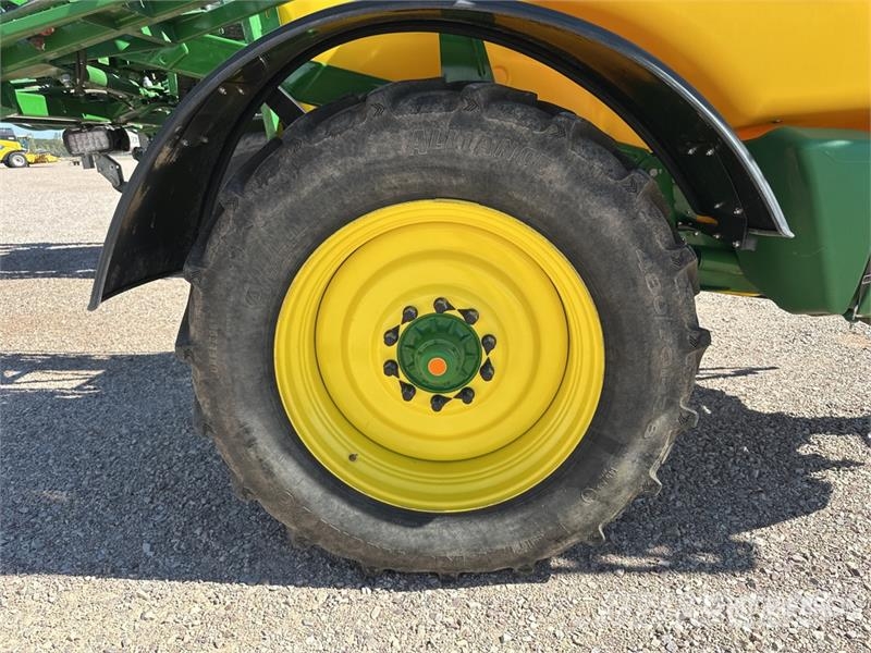 John Deere M740i 27 m S/A Pulverisateur Traine S/A Pull-Type Pulverizadores rebocados