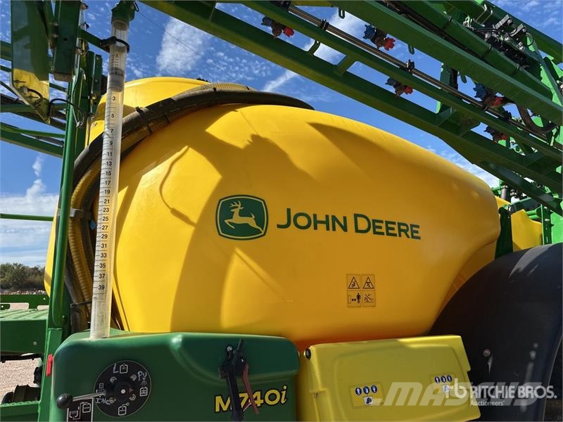 John Deere M740i 27 m S/A Pulverisateur Traine S/A Pull-Type Pulverizadores rebocados