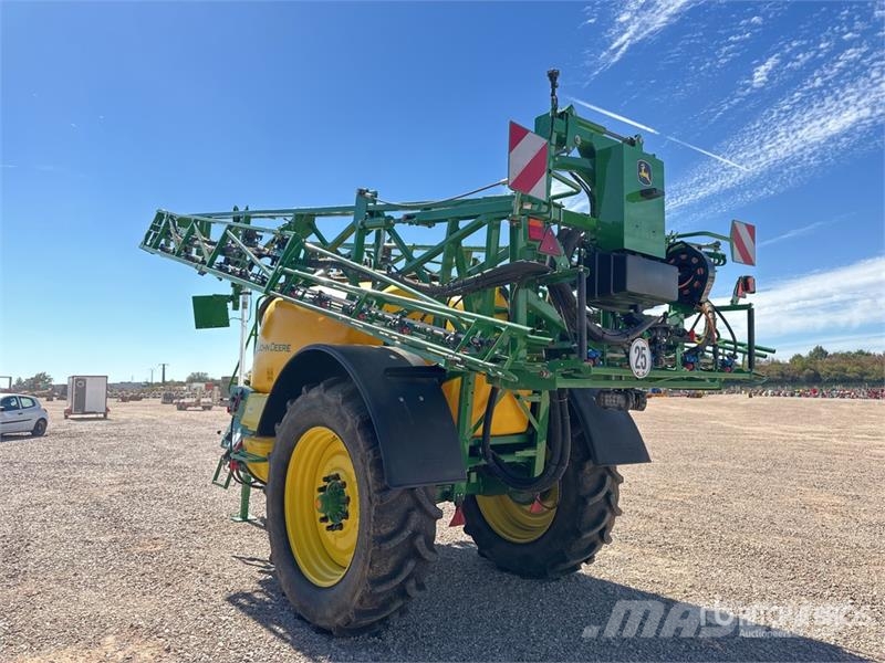 John Deere M740i S/A Pulverisateur Traine S/A Pull-Type Spray Vontatott trágyaszórók
