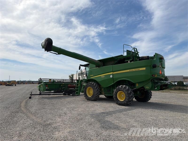 John Deere S670i Combine Harvester Leikkuupuimurit