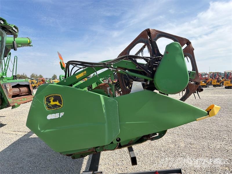 John Deere S670i Combine Harvester Leikkuupuimurit