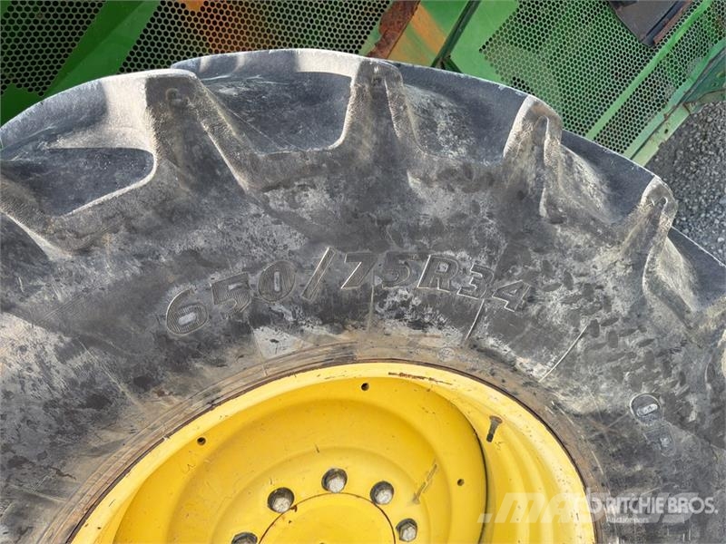 John Deere S670i Combine Harvester Leikkuupuimurit