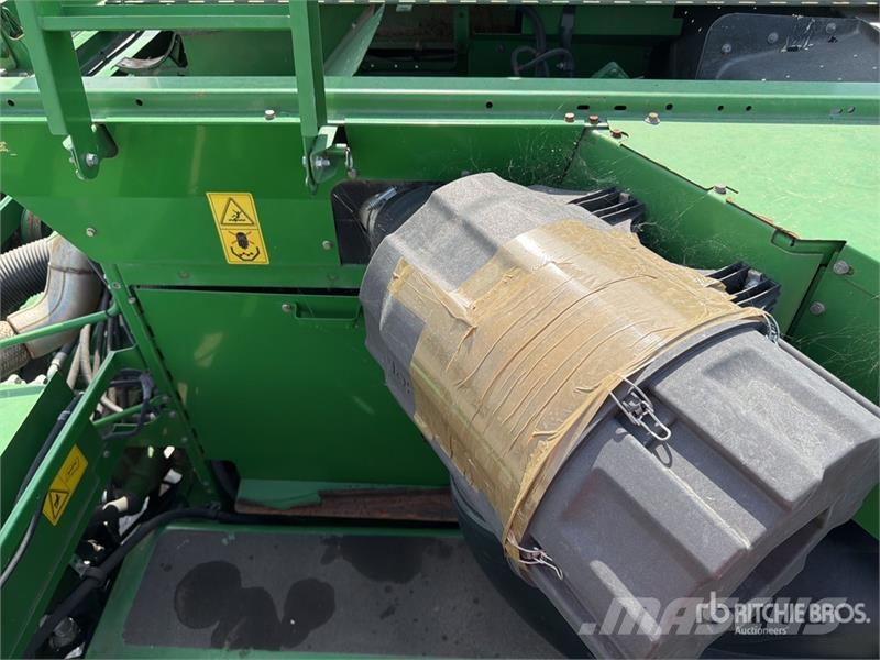 John Deere S670i Combine Harvester Leikkuupuimurit