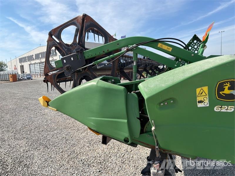John Deere S670i Combine Harvester Leikkuupuimurit