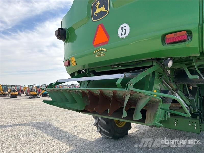 John Deere S670i Combine Harvester Leikkuupuimurit