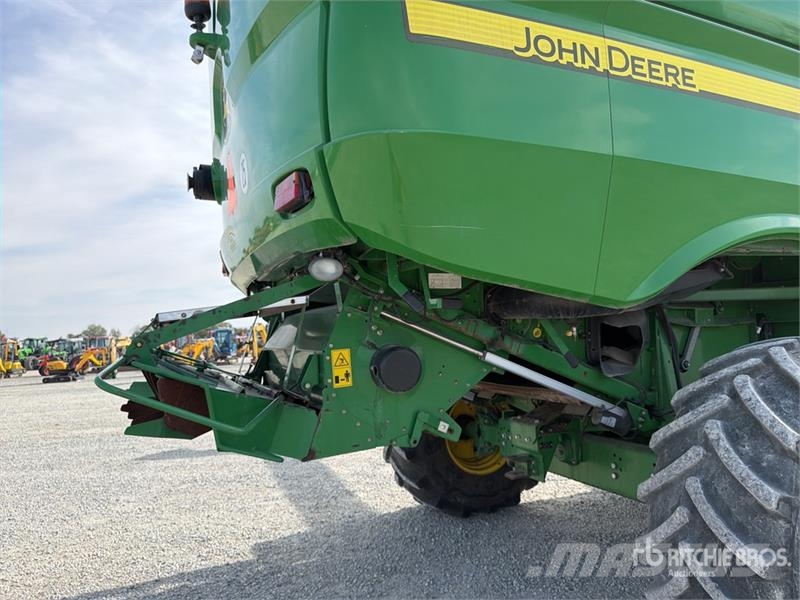 John Deere S670i Combine Harvester Leikkuupuimurit