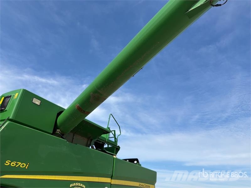 John Deere S670i Combine Harvester Leikkuupuimurit