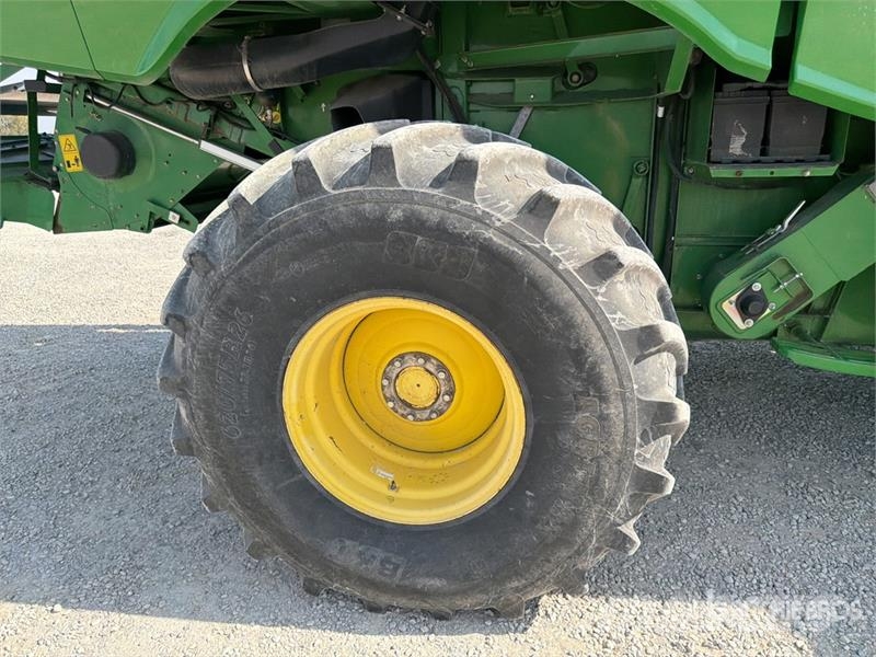 John Deere S670i Combine Harvester Leikkuupuimurit