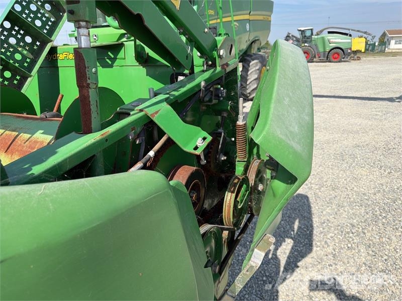 John Deere S670i Combine Harvester Leikkuupuimurit
