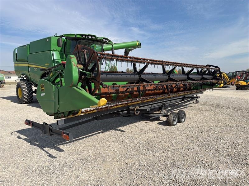 John Deere S670i Combine Harvester Leikkuupuimurit