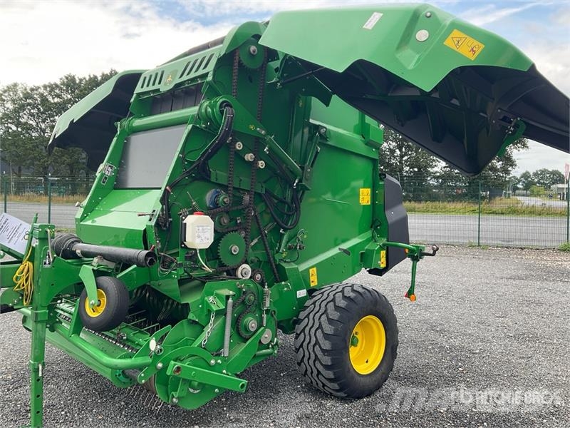 John Deere V461M Round Baler Round balers