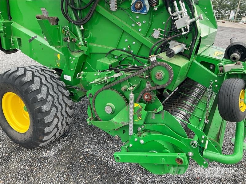 John Deere V461M Round Baler Round balers