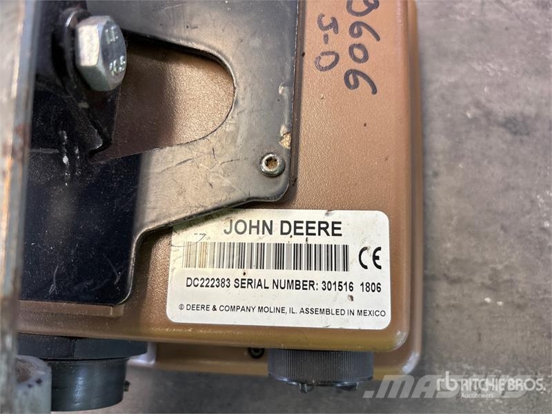 John Deere V461M Round Baler Round balers