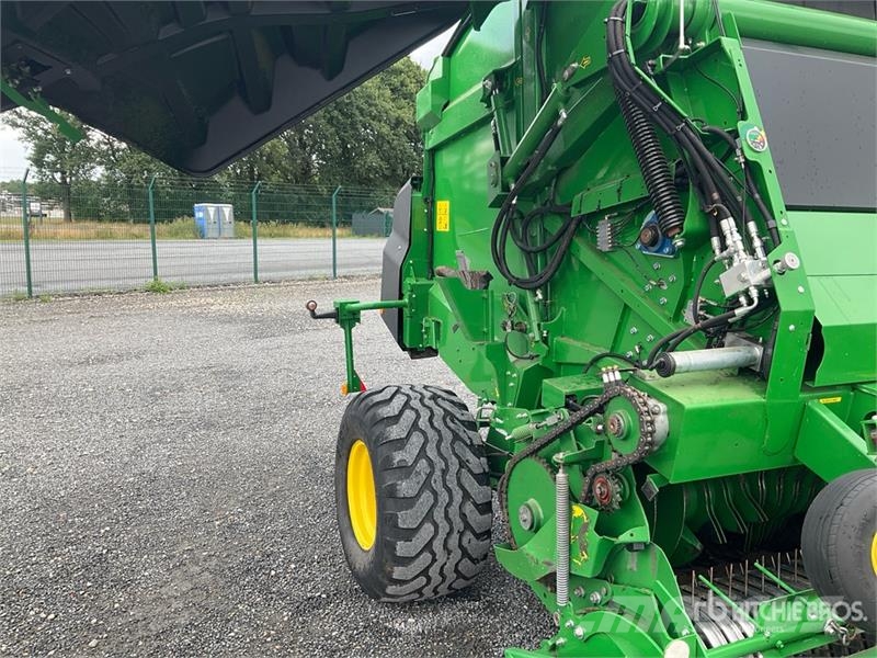 John Deere V461M Round Baler Round balers