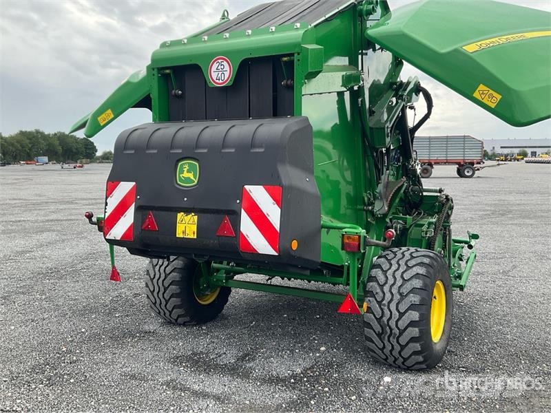 John Deere V461M Round Baler Round balers