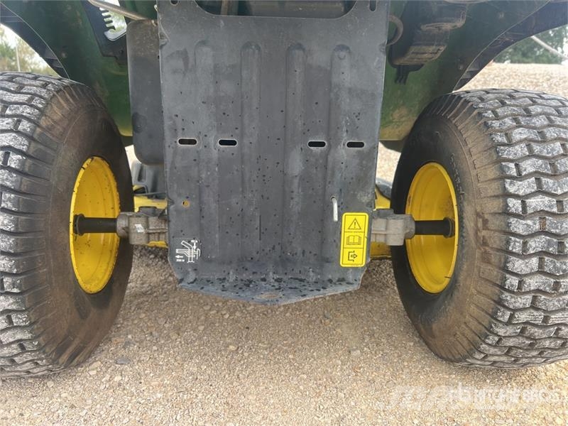 John Deere x125 Tracteur Tondeuse Mower Tractor Kompaktní traktory