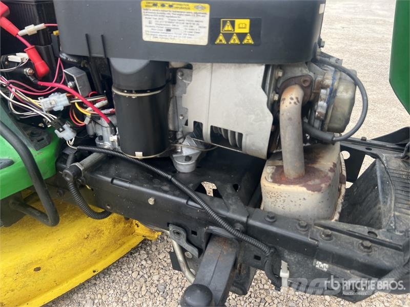John Deere x125 Tracteur Tondeuse Mower Tractor Kompaktní traktory