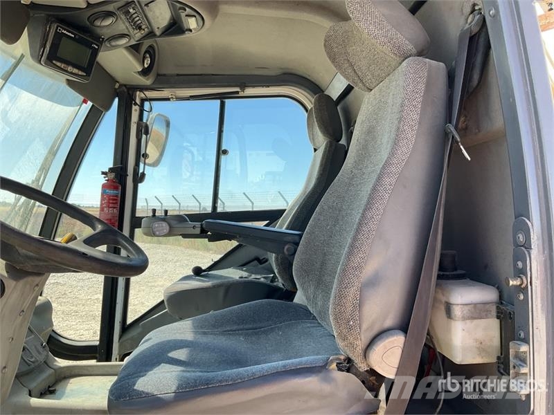 Johnston CNX400 Sweeper Truck Camion balayeur