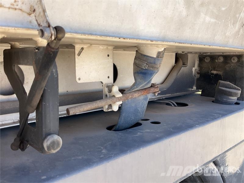 Johnston CNX400 Sweeper Truck Camion balayeur