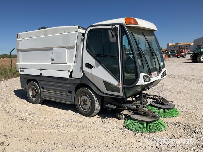 Johnston CNX400 Sweeper Truck Camion balayeur