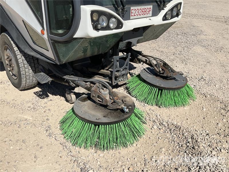 Johnston CNX400 Sweeper Truck Camion balayeur