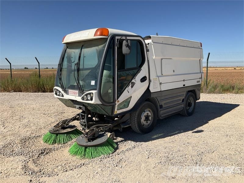 Johnston CNX400 Sweeper Truck Camion balayeur
