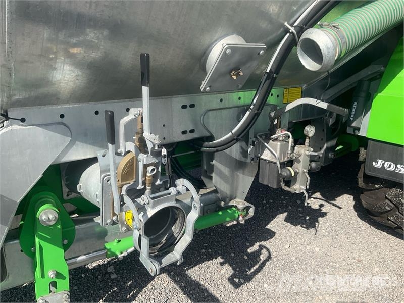 Joskin Volumetra 16500D T/A Liquid Manure Spreader (Unuse Epandeur de fumier
