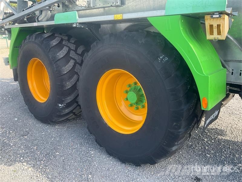 Joskin Volumetra 16500D T/A Liquid Manure Spreader (Unuse Epandeur de fumier