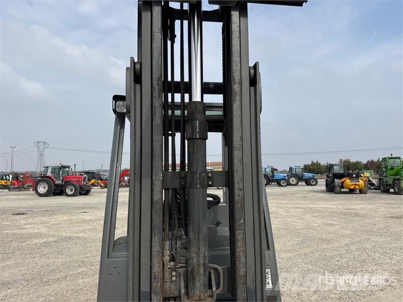 Jungheinrich DFG435S 3500 kg Forklift フォークリフト - その他