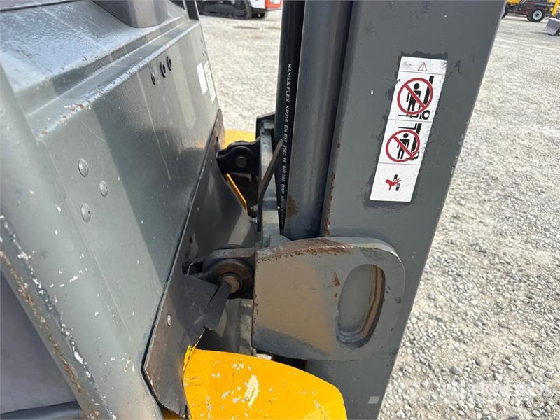 Jungheinrich DFG435S 3500 kg Forklift フォークリフト - その他
