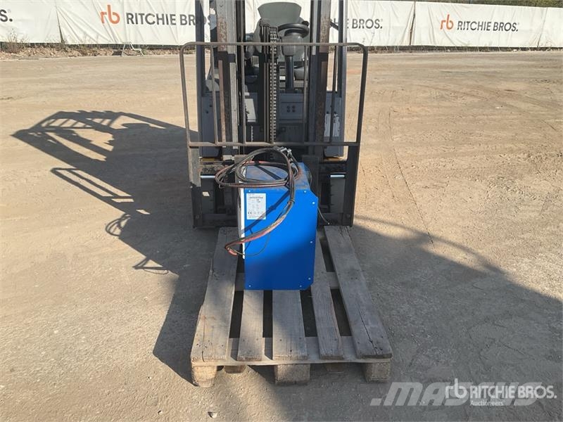 Jungheinrich EFG216K 1600 kg 3 Wheel Electric Forklift Carretillas de horquilla eléctrica