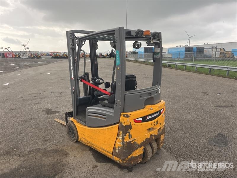 Jungheinrich EFG216K 330ZZ Forklift Autres Chariots élévateurs
