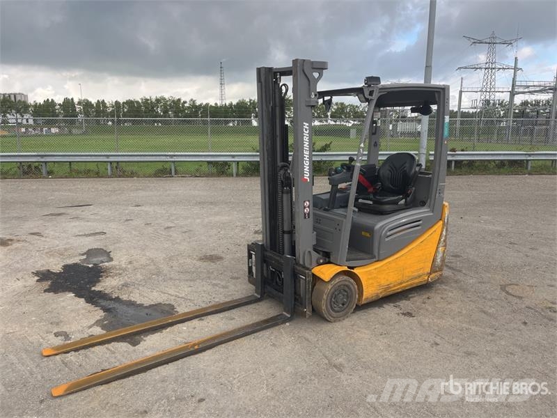 Jungheinrich EFG216K 330ZZ Forklift Autokrāvēji - citi