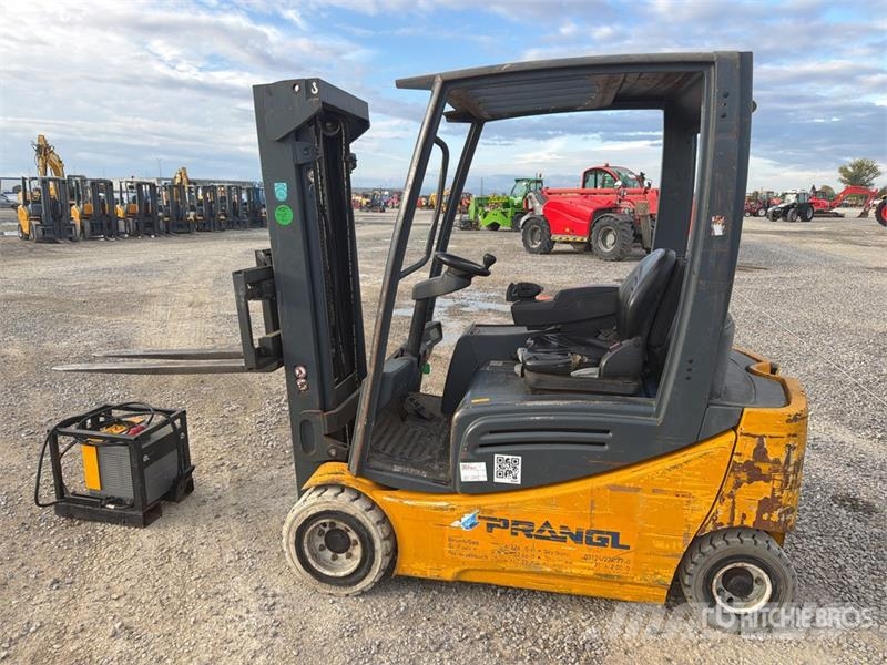 Jungheinrich EFG320 1850 kg Electric Forklift Carrelli elevatori elettrici