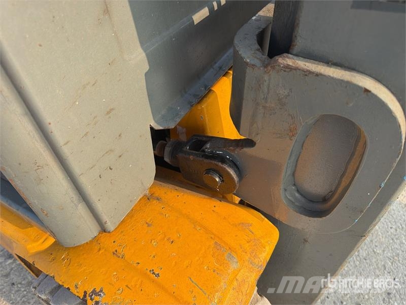 Jungheinrich EFG320 1900 kg Electric Forklift شاحنات ذات رافعات شوكية تعمل بالكهرباء