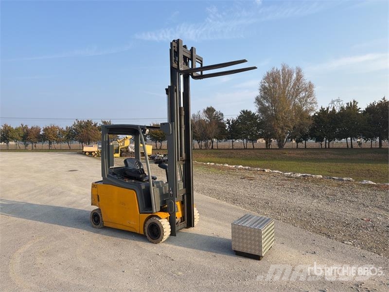 Jungheinrich EFG320 1900 kg Electric Forklift شاحنات ذات رافعات شوكية تعمل بالكهرباء