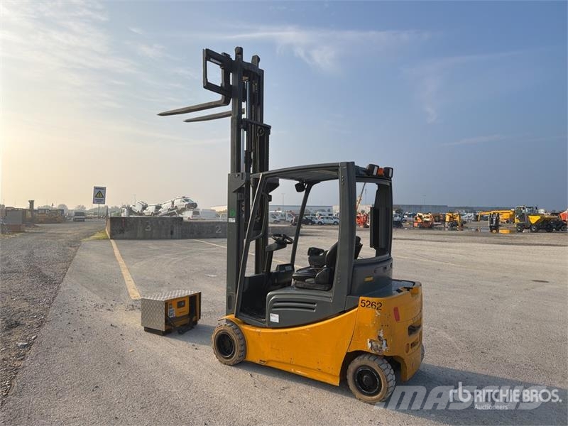 Jungheinrich EFG320 1900 kg Electric Forklift شاحنات ذات رافعات شوكية تعمل بالكهرباء