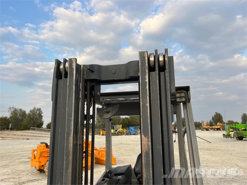 Jungheinrich EFG430K 3000 kg Electric Forklift Elmotviktstruckar