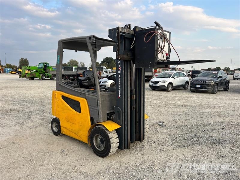Jungheinrich EFG430K 3000 kg Electric Forklift Elmotviktstruckar