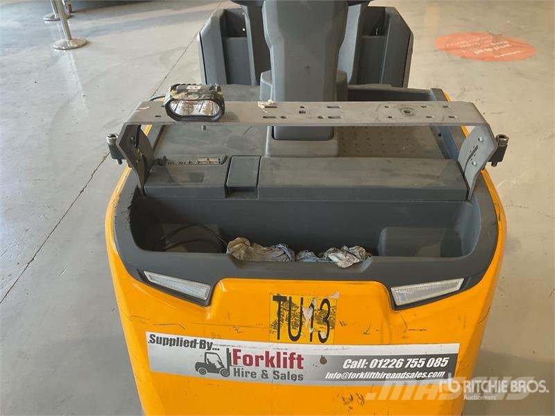 Jungheinrich EZS350 Tow Tractor Ηλεκτρικά περονοφόρα ανυψωτικά κλαρκ