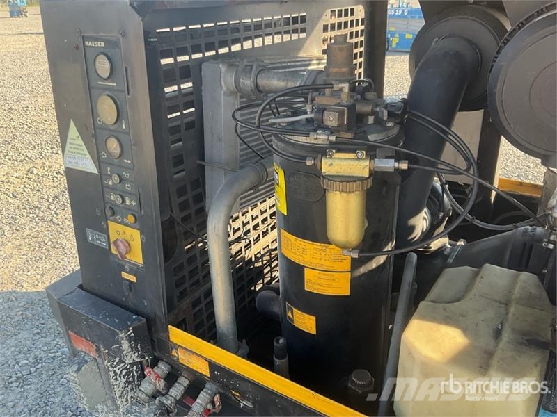 Kaeser M122 Compressors