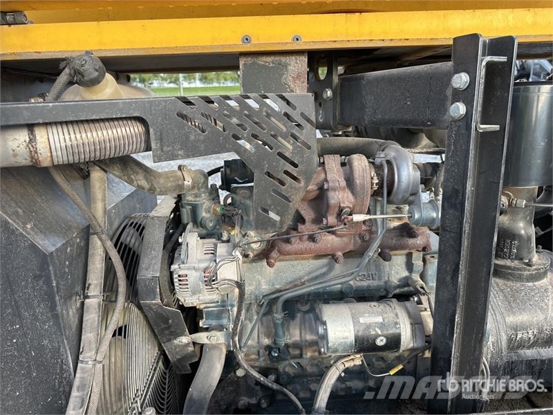 Kaeser M64 Mobile Air Compressor مكابس