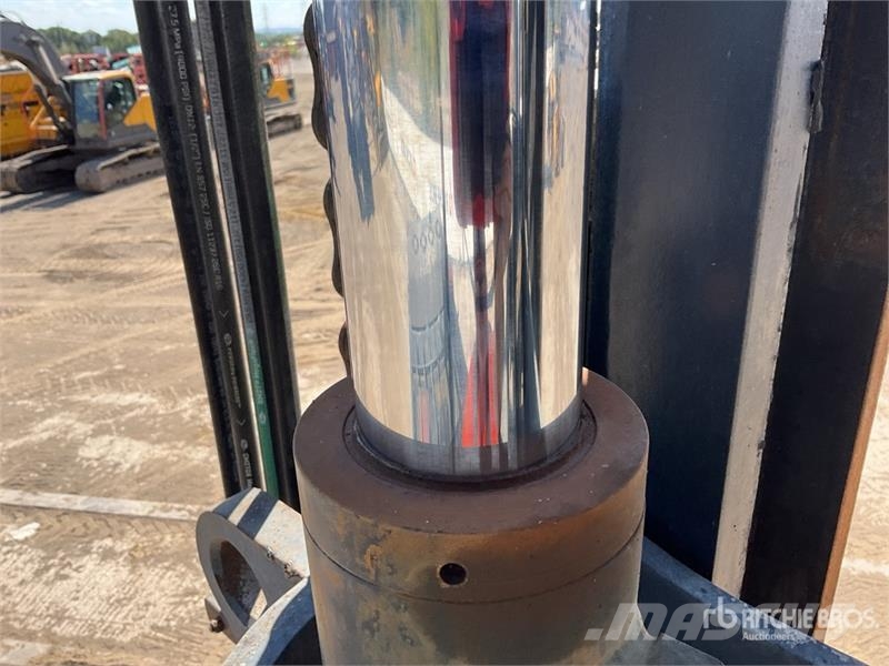 Kalmar DCE 120-6 12 ton Forklift Forklift trucks - others