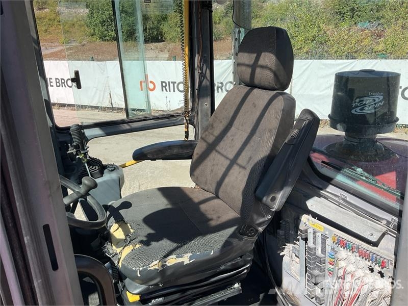 Kalmar DCE 120-6 12 ton Forklift Forklift trucks - others
