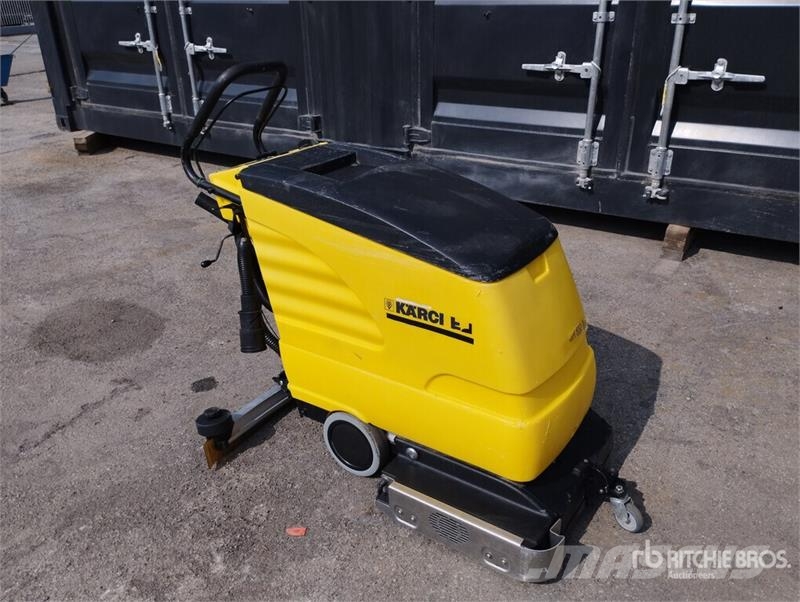 Kärcher BR 530 BAT Battery-Powered Walk Behind Floor Scrub مقطورات أخرى