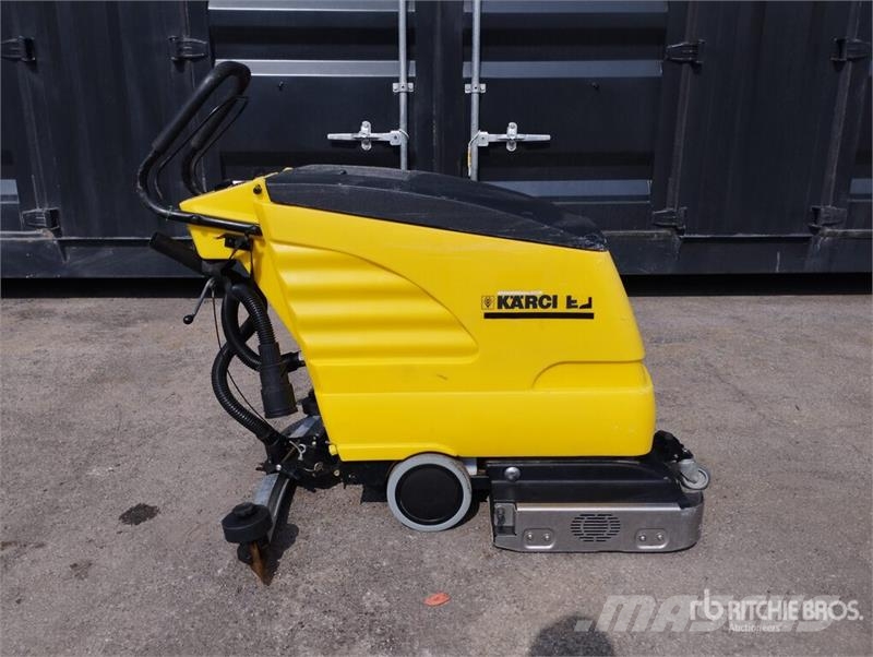 Kärcher BR 530 BAT Battery-Powered Walk Behind Floor Scrub مقطورات أخرى