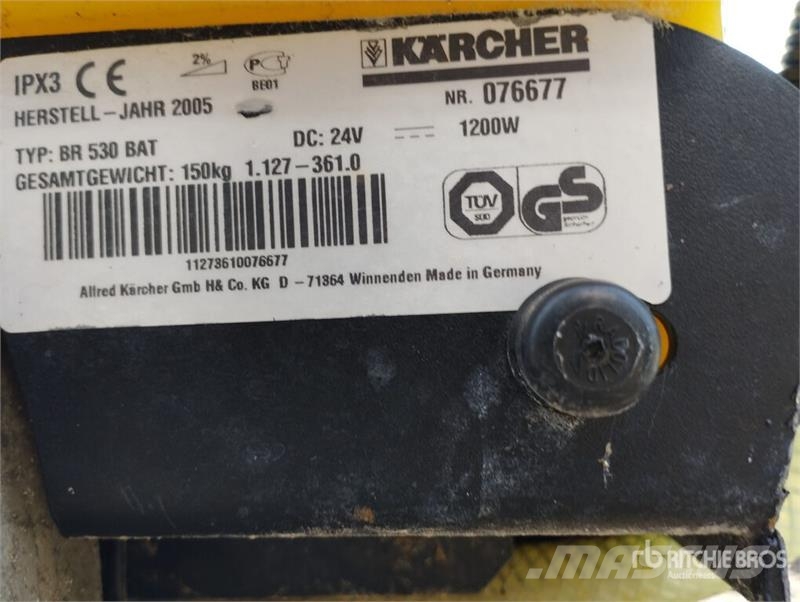 Kärcher BR 530 BAT Battery-Powered Walk Behind Floor Scrub مقطورات أخرى