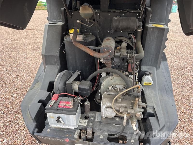 Kärcher HDS 13/35 DaTr1 Nettoyeur Haute Pression Sur Essie Light pressure washers