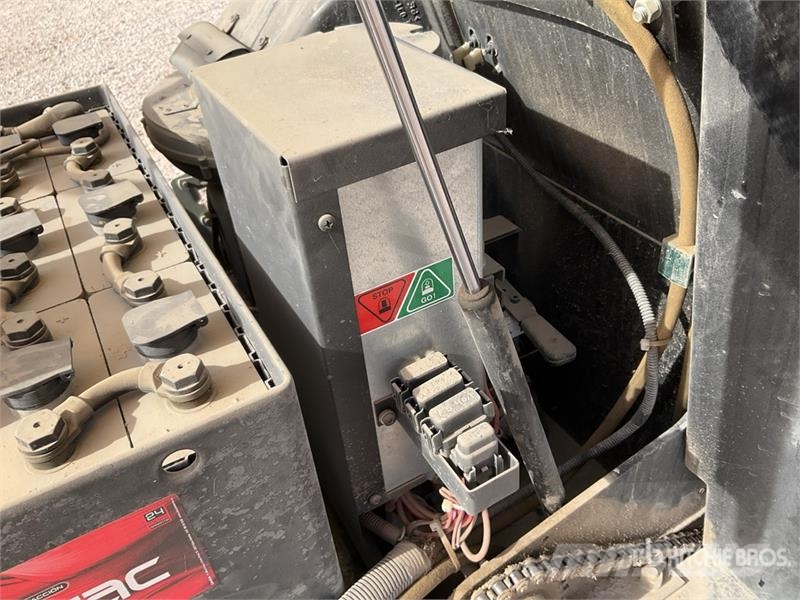 Kärcher KMR 1250 BAT Pressure Washer معدات الغسل بالضغط الخفيف